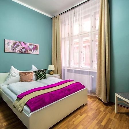Ruzova Apartment By Ruterra Praha Exteriér fotografie