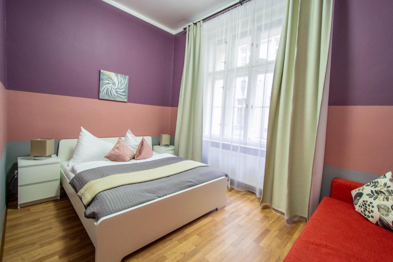 Ruzova Apartment By Ruterra Praha Exteriér fotografie